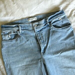 Abercrombie | The 90s Straight | Ultra High Rise | 32 (14L), Distressed